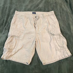 Levi Strauss & CO. Men’s Levi’s Beige Cargo Shorts Size 38 Photo 0