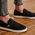 Olukai  Pehuea Black Slip On Photo 0