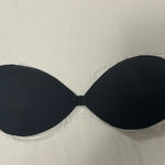 Black Strapless Adhesive Bra with Front Clasp + Reusable Nipple Covers Size undefined Photo 2