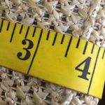 Tan beige cream woven straw hand tote bag with embroidered flowers and wooden handles Photo 6