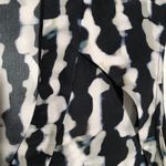 Theory 𝅺EUC  Moha abstract clouds silk top sz medium Photo 5