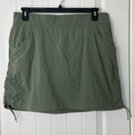 Columbia NWOT  women’s‎ olive green Omni-shield advanced repellency active skirt Photo 0