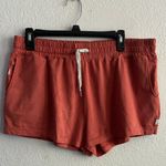 Vuori Women's Dream Knit Performance Fabric Shorts Photo 2