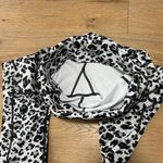 Zyia Size 2 Active 7/8 ankle leggings Photo 7