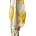 Madison & Berkeley Anaya Flutter Sleeve Midriff Leaf Print Size Medium Top Photo 4