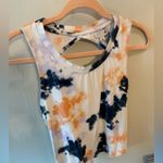 SO  Women’s Athletic Twisted Tank Medium Tye Dye Photo 3