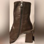 Enzo Di Martino Women’s Brown Leather Ankle Boots Size 6.5 Photo 4