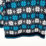 CLASSIC ESSENTIALS Vintage Long Sleeves Fair Isle Snowflake Crewneck Sweater Size M Photo 5