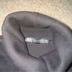ZARA  sleeveless turtleneck Photo 1