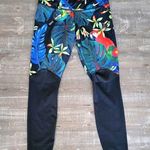 Nike Dri Fit Tropical Mesh High Rise Leggings Size M Photo 0