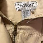 Bernardo  women medium winter coat with detachable hood Photo 1