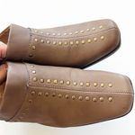 Aerosoles  Apple Sawce Taupe Leather Mules Women’s Size 9 Rivet Detail Fall Vibes Photo 4
