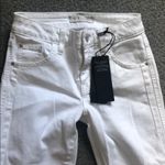 Guess  mid rise skinny jeans brand new Photo 1