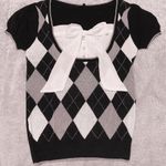 horror protagonist milkmaid blouse Photo 0