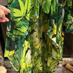 Live 4 Truth Live‎ 4 Truth Green Leaf Print Blouse Photo 1