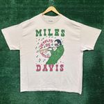Miles Davis Venus de Milo Jazz Trumpet Icon Oversized T-Shirt Size Extra Large Photo 0