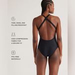 Quince Black Italian Cross Photo 8