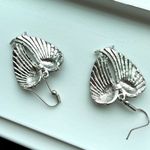 Angel wing heart earrings Photo 3