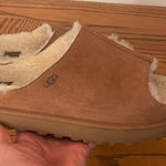 UGG  Greenport Slide Tan Shearling Open-Toe Slippers 9 Photo 0