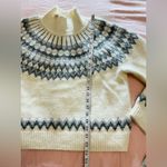 Gap  sweater ❄️NICE one❄️ Photo 5