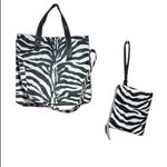 Zebra Print Black & White Hand Bag/Tote w/ Zip Wallet/Pouch/Wristlet Photo 1
