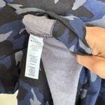 Athleta  Camo Studio to Street in Navy Size Large Photo 4