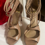 Guess by Marciano Shoes women’s‎ Photo 0