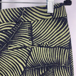 Ann Taylor  Olive Green Black Devin City Tropical Palm Flat Front‎ Shorts Photo 2