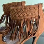 Lane Bryant Womens Peep Toe High Heels Tan Faux Suede Fringe Back Zip Photo 9