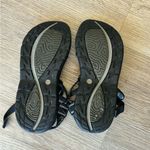 Chacos Chaco Z Volv X2 Sandal/women/ black/white size 6 Photo 3
