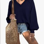 NWT acelitt women’s blue V Photo 2