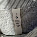 Lululemon  Textured Crewneck Sweatshirt Gray Size 8 Quilted Cloud Pullover Photo 5