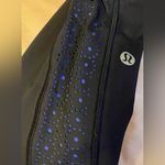 Lululemon NWOT  Color Me Quick Navy 7/8 Tight Legging SZ. 4 NWOT Photo 6