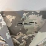 The North Face Motivation High-Rise Pocket 9" Shorts Sky Print Women's Size XL Photo 2