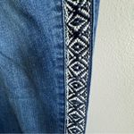 Westport  1962 Women's Size 20 Crpped Blue Jeans with Embroidered Trim Photo 2