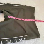 Zyia  Olive Logo Stripe Light n Tight Hi Rise Capri size 2 Photo 10