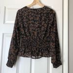 Japna  VNeck blouse floral Photo 2