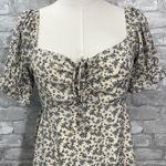 Better Be  Floral Mini dress with Puff Sleeves Photo 1