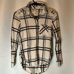 American Eagle Outfitters Plaid Button Down Flannel Shirt - Black and White Photo 0