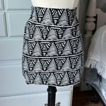 Rue 21 Skirt Knit Black White Tribal Print Comfy Mini Womens Large XL Photo 0