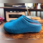Fitflops Blue Wool Clogs size 7 US Photo 6