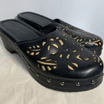 Dockers Women's Slip On Clogs Laser Cut Low Heels Leather Stud Black Size 6.5 M Photo 0