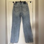 Daze Women’s Light Wash Distressed Jeans High Waisted size 26 Blue Photo 1