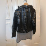SheIn  faux leather black bomber jacket & Old Navy black striped skirt‎ XL Photo 8