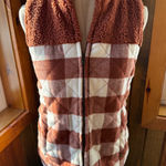 Maurice's Womens Plaid Sherpa Lined Vest Size S Rust White Quilted Gilet Photo 0