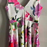 New Look Floral Fit & Flare Dress White Pink Green V-Neck Skater Style Sz 4 Photo 0