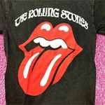 The Rolling Stones Classic Hot Lips Logo Rock Tee Small Photo 1