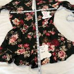 NWT Ambiance sizeM 3/4 sleeve black/red/pink flowered elastic waist short romper Black Size M Photo 9