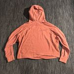 Vuori  WOMEN'S SUNNYSIDE HOODIE Photo 1