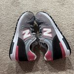 New Balance  565 Suede Gray & Pink Athletic Sneakers Women’s Size 8 Running Shoes Photo 6